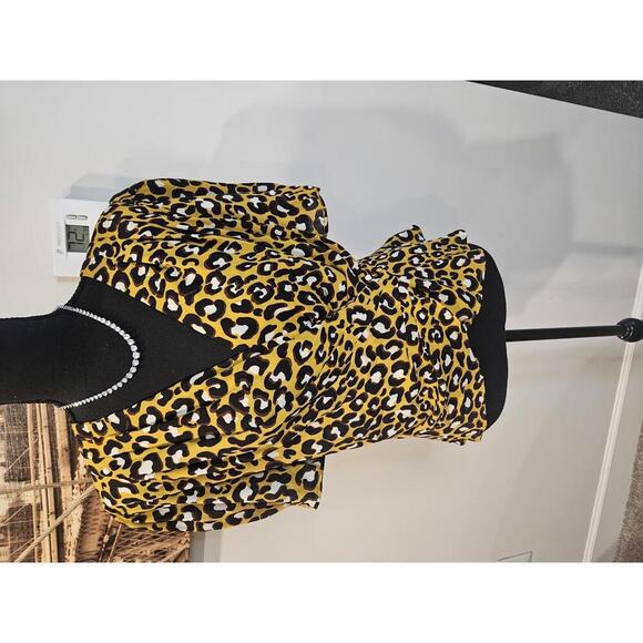 Who What Wear Chic Yellow Leopard Print Blouse - Picture 1 of 7
